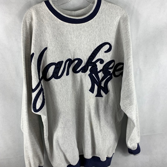 new york yankees crewneck sweatshirt